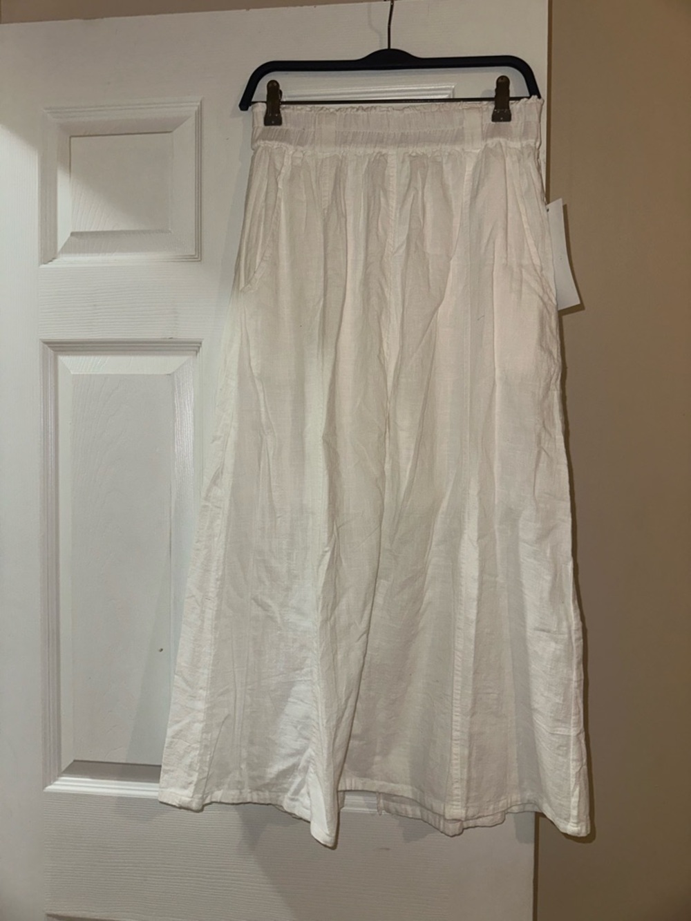 Women's White Maxi Skirt - Lightweight Flowing Design